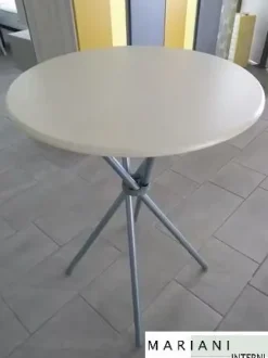 Prezzi ribassati per il tavolino moderno Rounder di^Collezione esclusiva Best