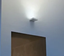 Flos Progetta l'interno con la lampada da parete Fort Knox , sconto esclusivo!- Applique Da Parete