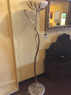 New Progettista Interni: Lampada da terra Olivia, stile classico, prezzi vantaggiosi. Lampade Da Terra