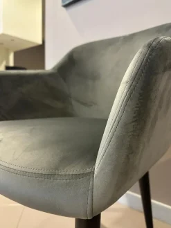 Outlet Progettista interni: Sedia Cecilia , braccioli, prezzo Outlet. Sedie