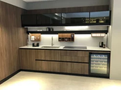 Arclinea Richiedi il prezzo: cucina noce moderna Thea di in offerta- Cucine Ad Angolo|Cucine Moderne