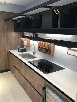 Arclinea Richiedi il prezzo: cucina noce moderna Thea di in offerta- Cucine Ad Angolo|Cucine Moderne