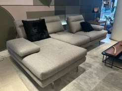 Richiedi ora il prezzo del divano Con penisola Toby wing nella fotografia Divani