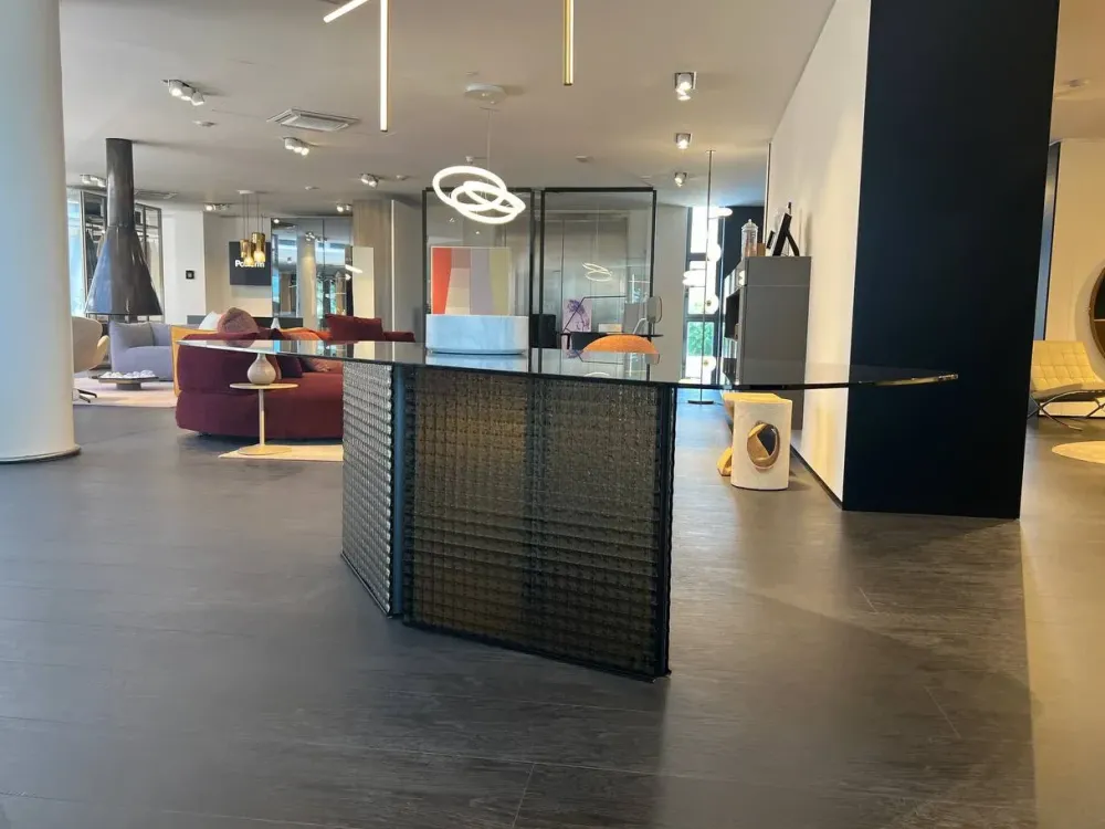 Richiedi ora il prezzo riservato del tavolo Bow^Tonelli Design Online