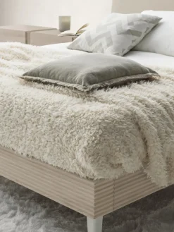 Richiedi ora il prezzo riservato di questo letto Letto chloè  di^Devina Nais Online