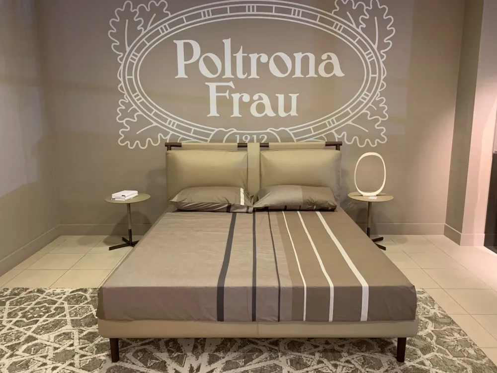 Richiedi ora il prezzo riservato del letto Times nella fotografia^Poltrona Frau
