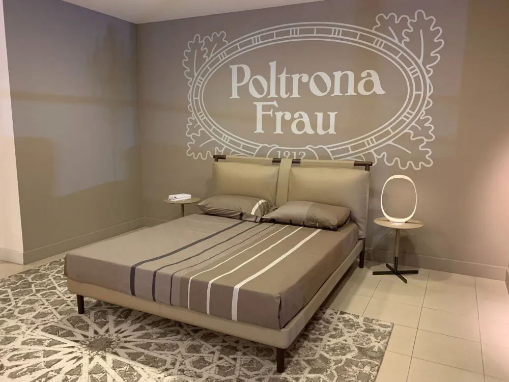 Richiedi ora il prezzo riservato del letto Times nella fotografia^Poltrona Frau