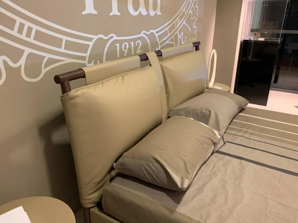 Richiedi ora il prezzo riservato del letto Times nella fotografia^Poltrona Frau