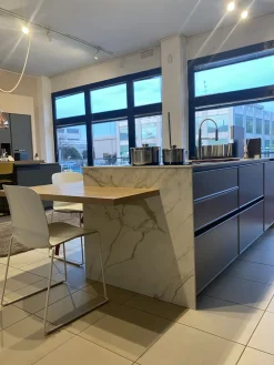 Outlet Scontata del 60%! Cucina ad isola in laccato opaco. Affrettati! Cucine Ad Isola|Cucine Moderne