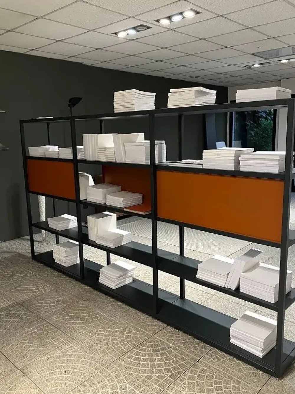 Desalto Scopri Helsinki scontata -50%: ecommerce in metallo!- Librerie