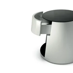 Scopri il comodino Nigel di a prezzo scontato!^Cattelan Italia Hot