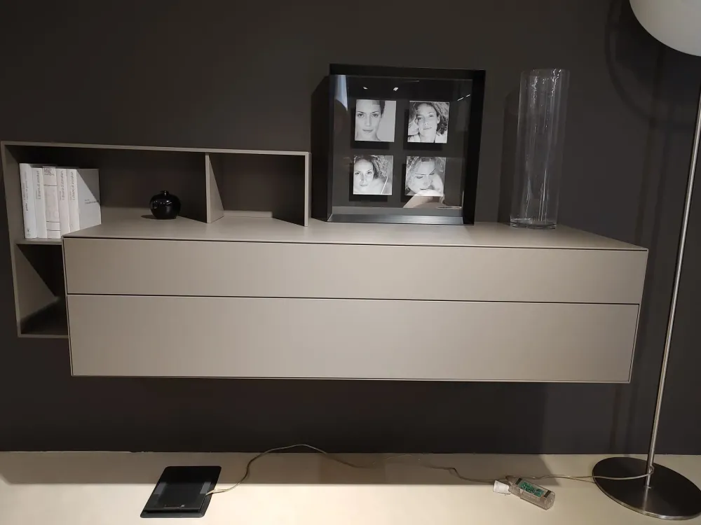 Sangiacomo Scopri il comodino Ecletto, laccato opaco a prezzo scontato!- Comodini