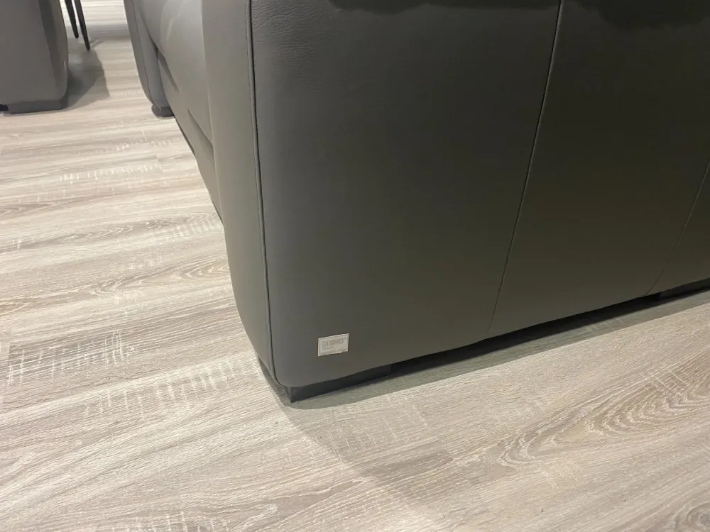 Clearance Scopri il divano William di a un prezzo imbattibile! Divani