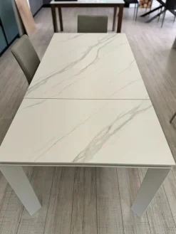 Online Scopri il prezzo del tavolo Enea Tavoli