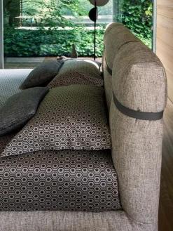 Scopri il prezzo di questo letto New bond di^Flou Online