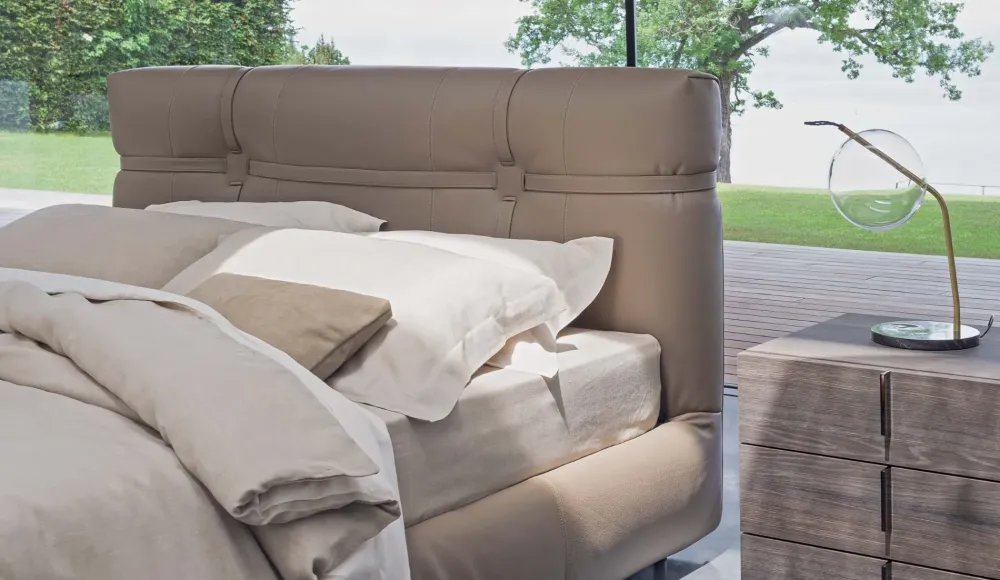 Scopri il prezzo di questo letto New bond di^Flou Online