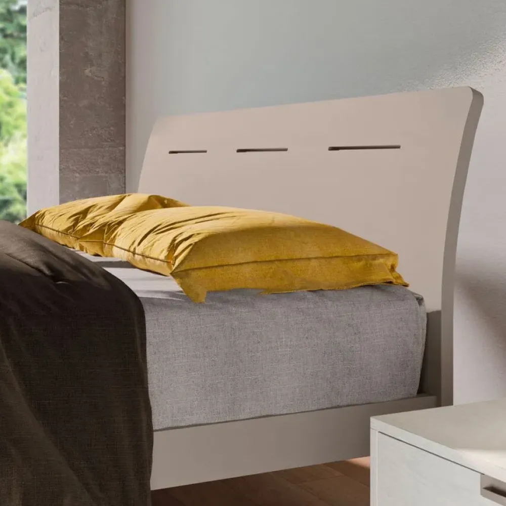 New Scopri il prezzo esclusivo del letto Light Night Curve di ! Letti