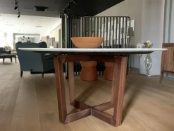 Scopri il prezzo riservato del tavolo Bolero^Poltrona Frau Clearance