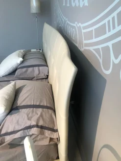 Outlet Scopri il prezzo riservato di questo letto Aurora due di Letti