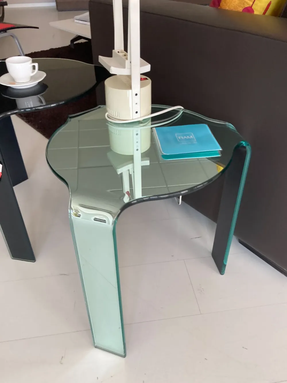 New Scopri il Tavolino Alvar Aalto di a prezzi vantaggiosi! Tavolini