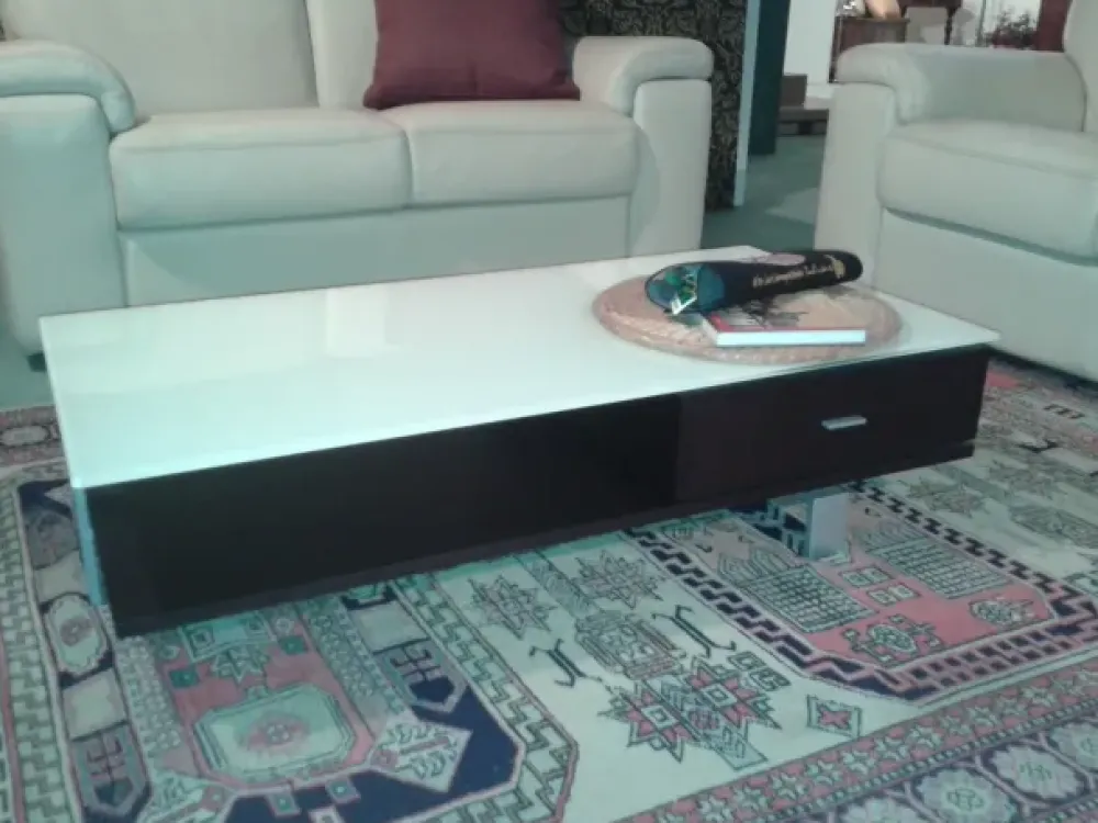 Longhi Scopri il tavolino a prezzi outlet! Design unico e di qualità.- Tavolini