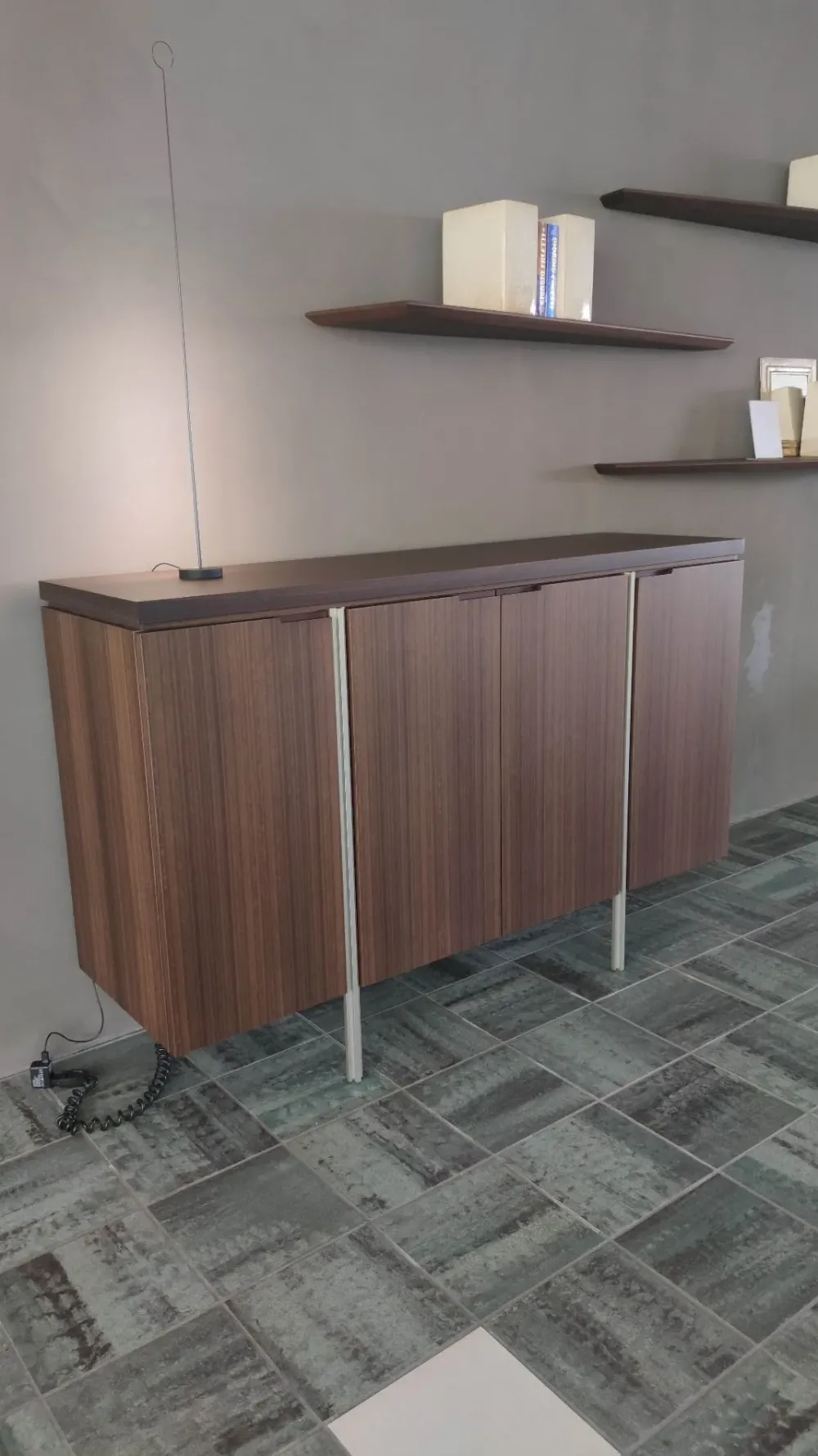 Hot Scopri Irving di Molteni&C: madia moderna a prezzo scontato! Acquista ora! Madie