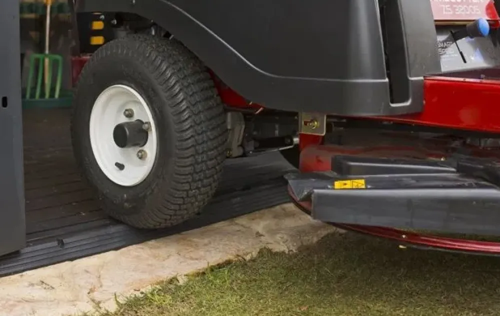 Scopri la Casetta Newton 759 scontata! Ottima per l'esterno.^Keter Sale