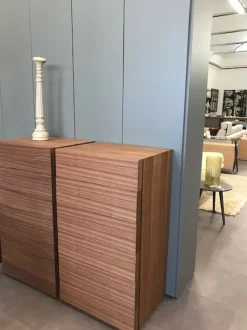 Distribuzione Grandi Marchi Scopri la cassetiera modello Zoe in legno. Grandi marchi in offerta!- Cassettiere