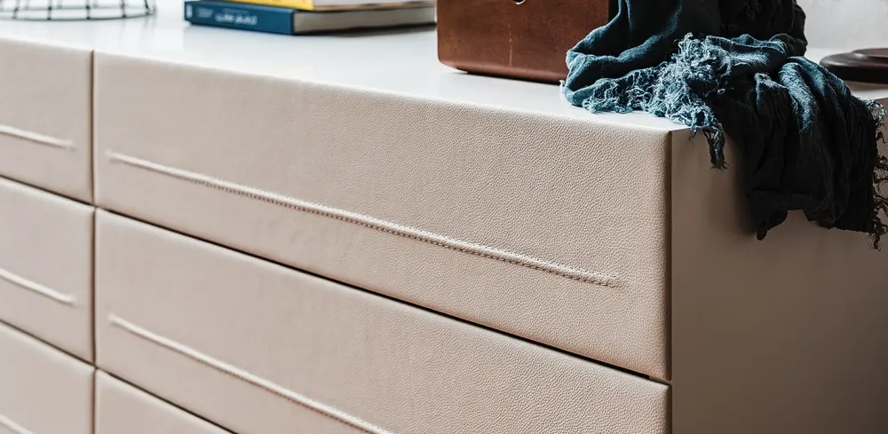 Cattelan Italia Scopri la cassettiera Dyno di . Sconto imperdibile!- Cassettiere