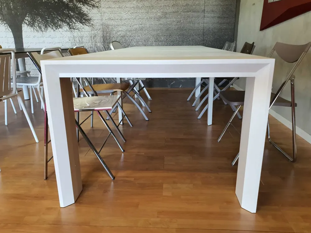 Ozzio Scopri la consolle Golia a prezzi outlet- Consolle