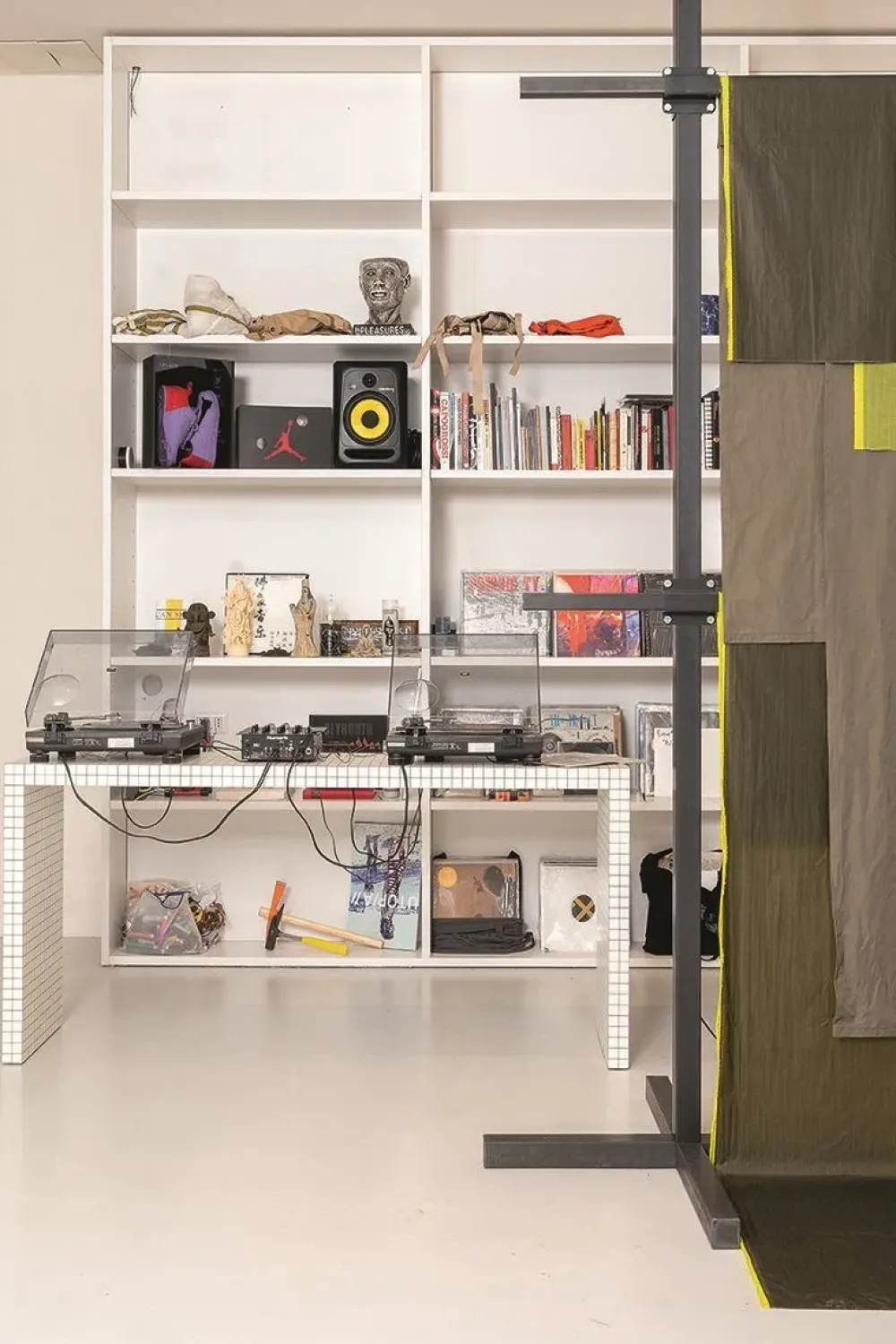 Scopri la consolle Quaderna a prezzi convenienti^Zanotta Discount