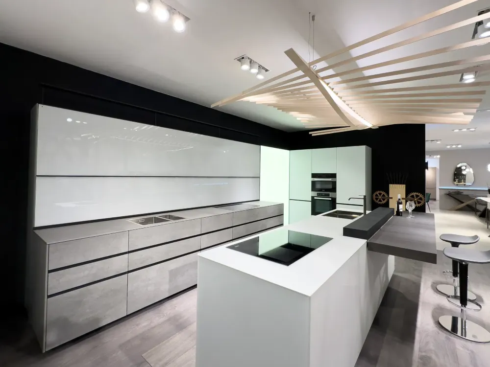 Scopri la cucina Artematica vitrum di in OFFERTA OUTLET^Valcucine