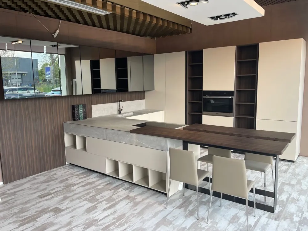 Scopri la cucina Atelier moderna in altri colori con penisola Aster scontata del 60%!^Aster cucine Best