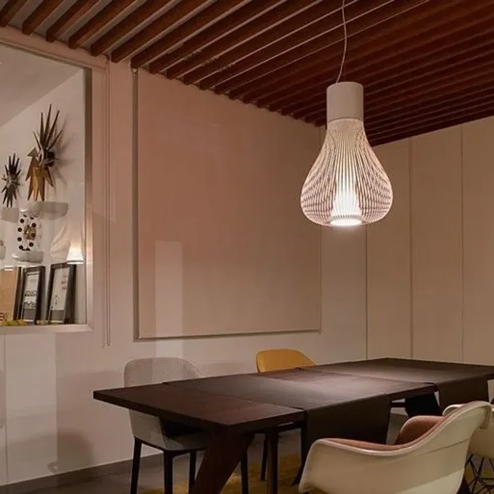 Flos Scopri la Lampada a Sospensione Chasen di a prezzo scontato. Non perdere l'occasione!- Lampade A Sospensione