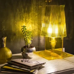 Hot Scopri la Lampada da Tavolo in offerta! Prezzo scontato. Lampade Da Tavolo