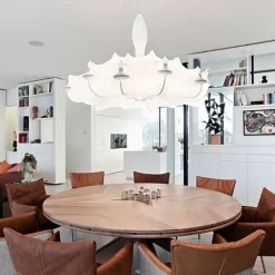 Outlet Scopri la Lampada Zeppelin 1 a prezzo scontato. Una sospensione unica ed elegante per illuminare la tua casa. Lampade A Sospensione