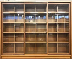 Distribuzione Grandi Marchi Scopri la Libreria L 32, design di lusso a prezzo scontato da .- Librerie
