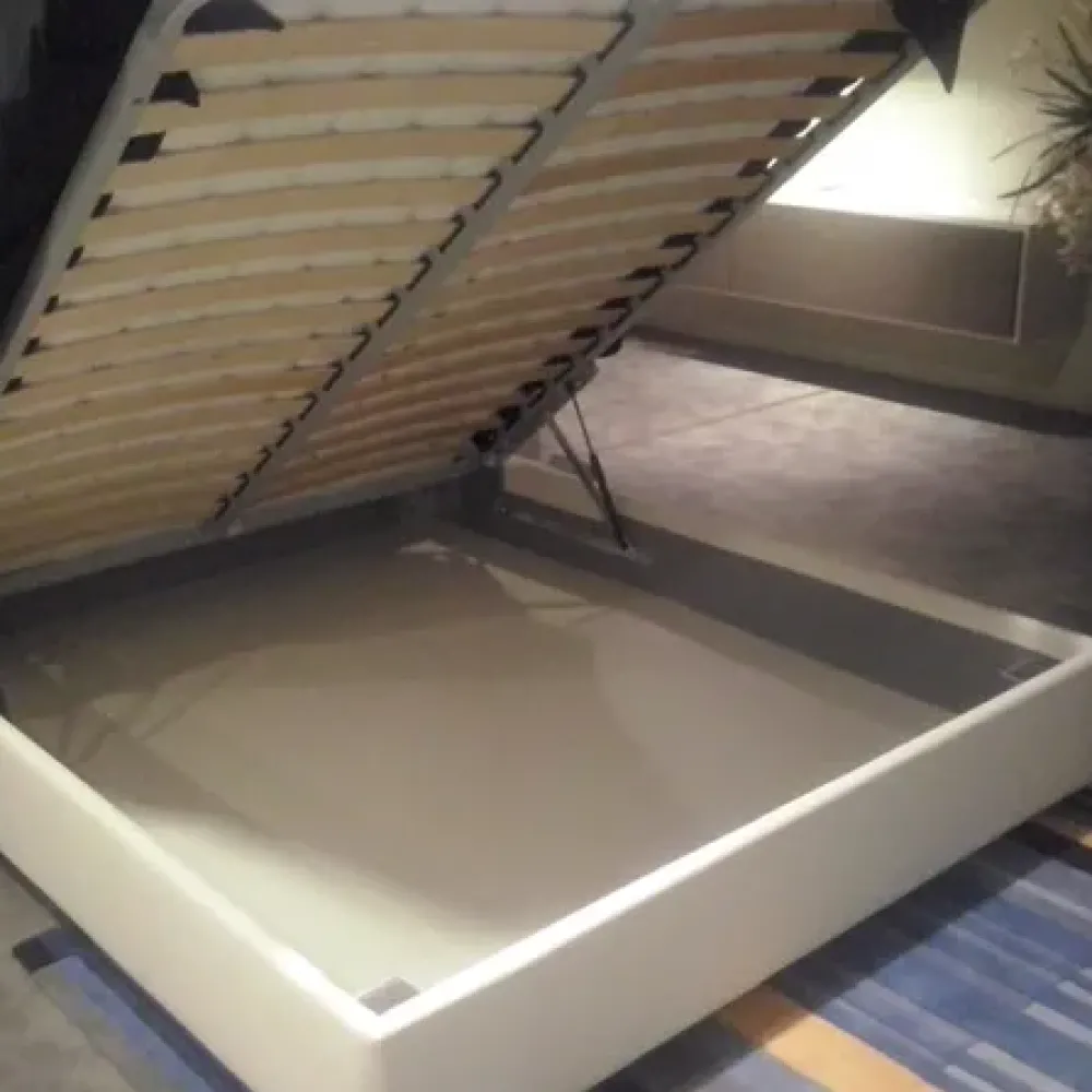 Scopri la moderna Babola con prezzo ribassato! Un letto matrimoniale perfetto per la tua casa.^Excò