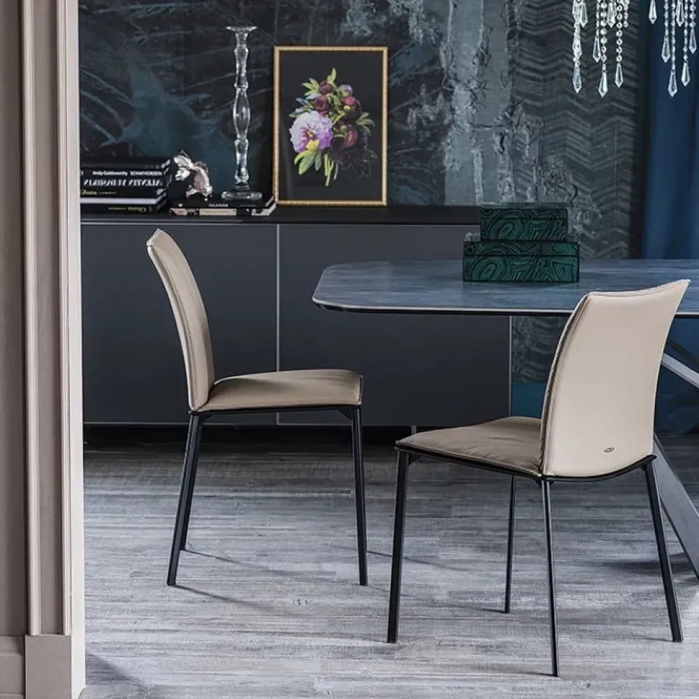 Online Scopri la sedia Rita di a prezzo scontato! Sedie