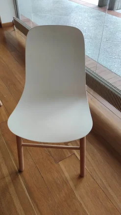 Kristalia Scopri la Sedia Sharky di con uno sconto imperdibile!- Sedie