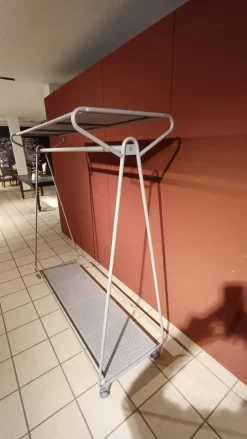 New Scopri l'Appendiabiti al prezzo scontato! Un design unico per arredare la tua casa. Appendiabiti