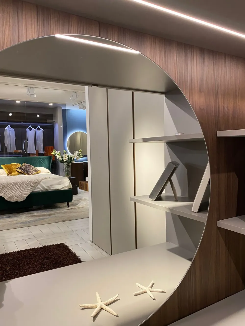 Scopri l'armadio a 8 ante in Offerta Outlet. Un'occasione imperdibile!^Orme Discount