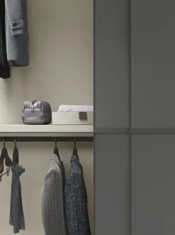 Colombini Casa scopri l'armadio Rail con ante scorrevoli scontato!- Armadi