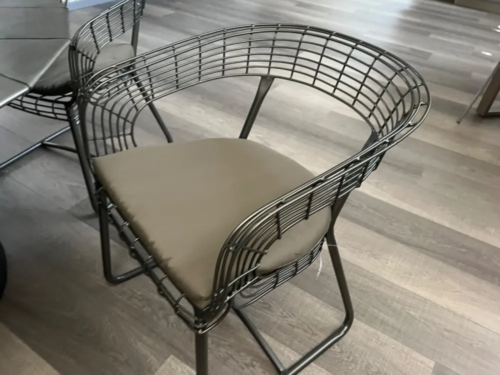 Hot Scopri le Sedie Stoccolma a prezzi imperdibili Sedie