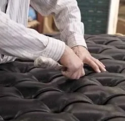 Artigianale Scopri lo sconto del 33% sull'elegante letto Crystal di .- Letti