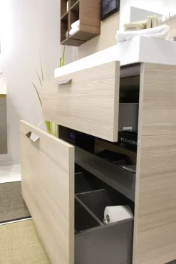 Best Scopri l'offerta Outlet sui mobili da bagno Aquo! Mobili Bagno Sospeso