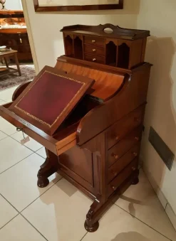 Hot Scrivania d'antiquariato in stile neoclassico a prezzo Outlet Antiquariato