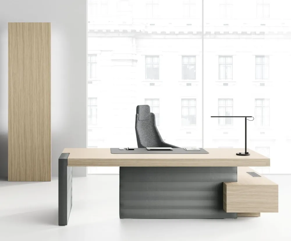 Scrivania direzionale in legno Direzionale jera con allungo su mobile di servizio a marchio in offerta^Las Mobili Outlet