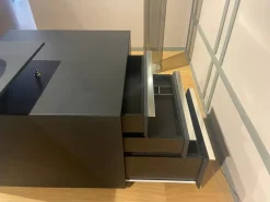 Poltrona Frau Scrivania operativa C.e.o. cube desk di : richiedi il prezzo riservato- Arredo Ufficio