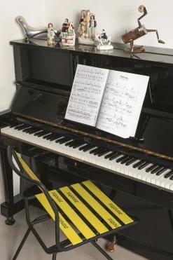 Sale Sedia con braccioli Dan poltrona nera di a prezzo Outlet Sedie